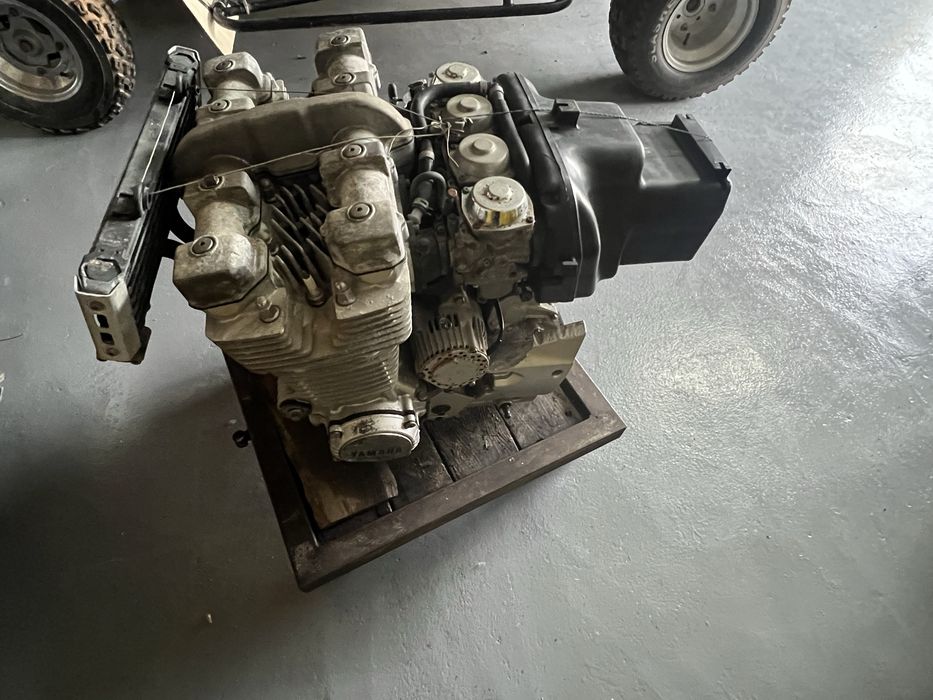 Motor Yamaha XJR 1300