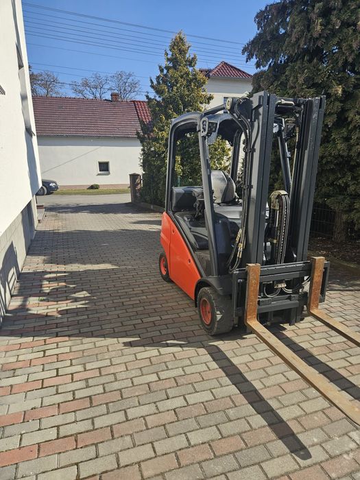 Wózek widłowy Linde H18 gaz