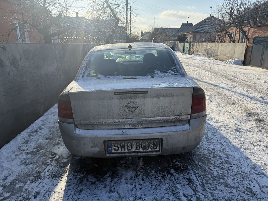 Опель вектра 2004 року