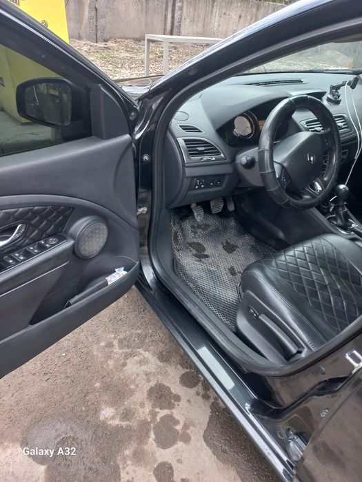 Продам рено меган 2013р