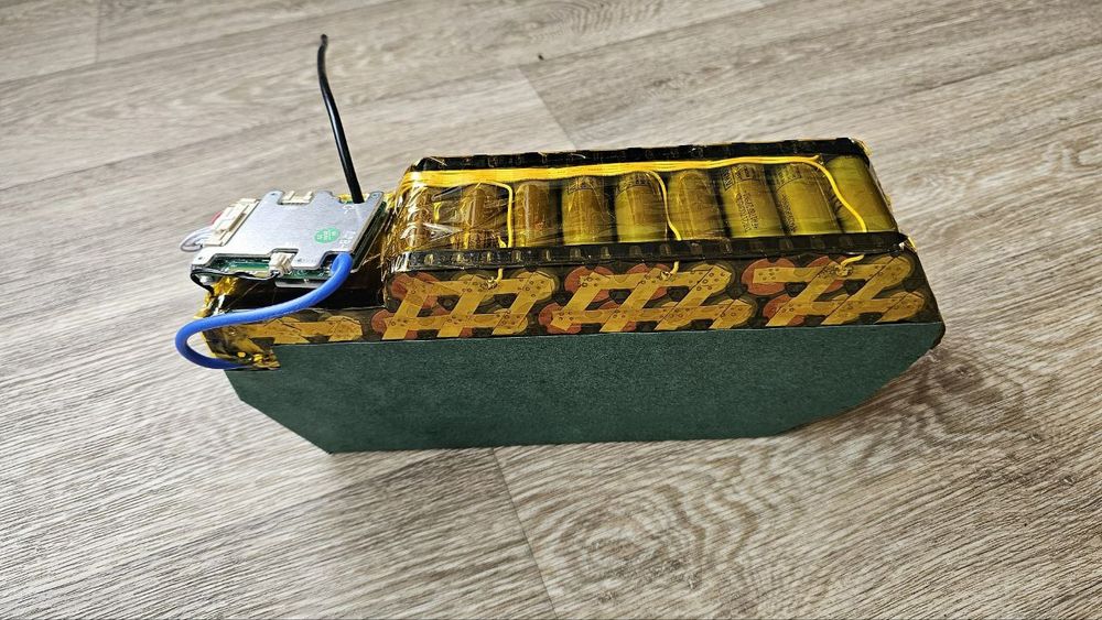 Качественная батарея LG 52V (48V) 24Ah 14S5P 21700