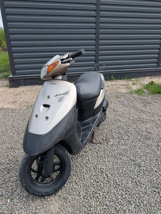 Suzuki let's 2 скутер мопед