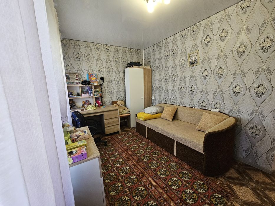 Продаж 2-х будинків по  вул.Локомотивна/120м2/ меблі техніка