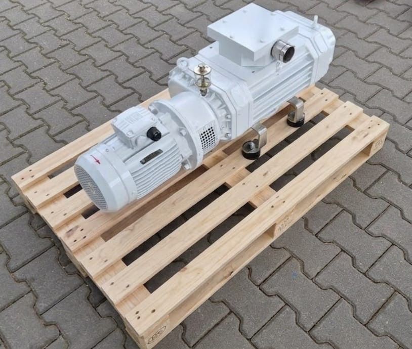 Pompa Rootsa próżniowa Busch WP 1000 booster próżniowy