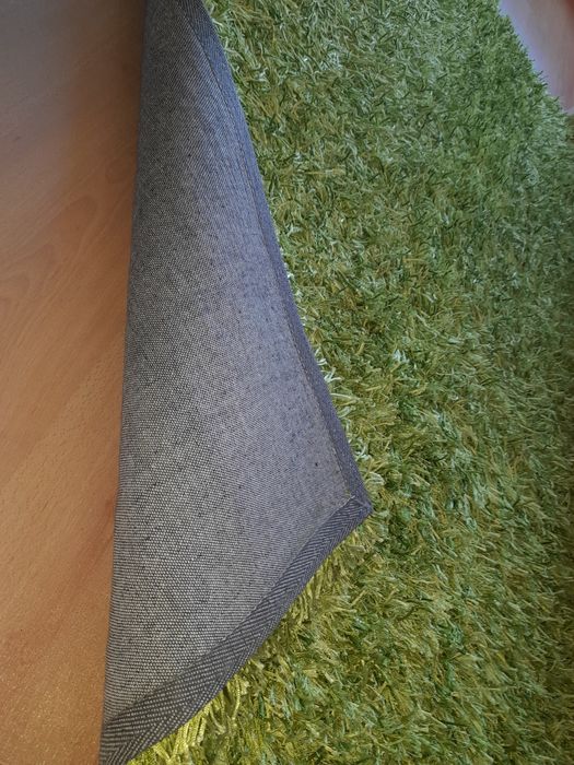 Carpete verde / verde brilho