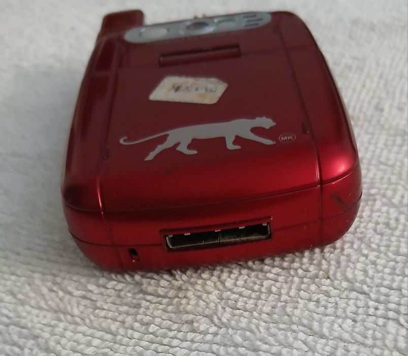 Mini Telémovel a faltar só Carregador