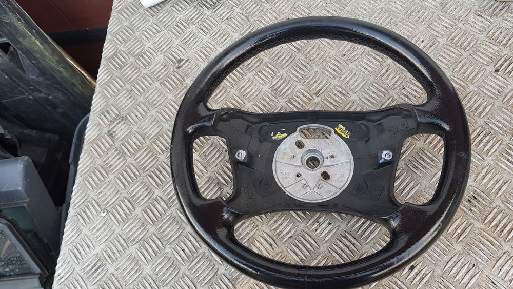 BMW E39 Kierownica skórzana skóra ładna