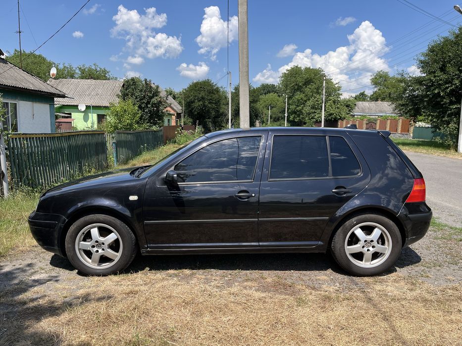 Продам Volkswagen Golf