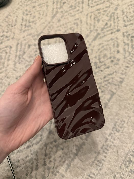 Продам 3 чохли на IPhone 15 Pro Max