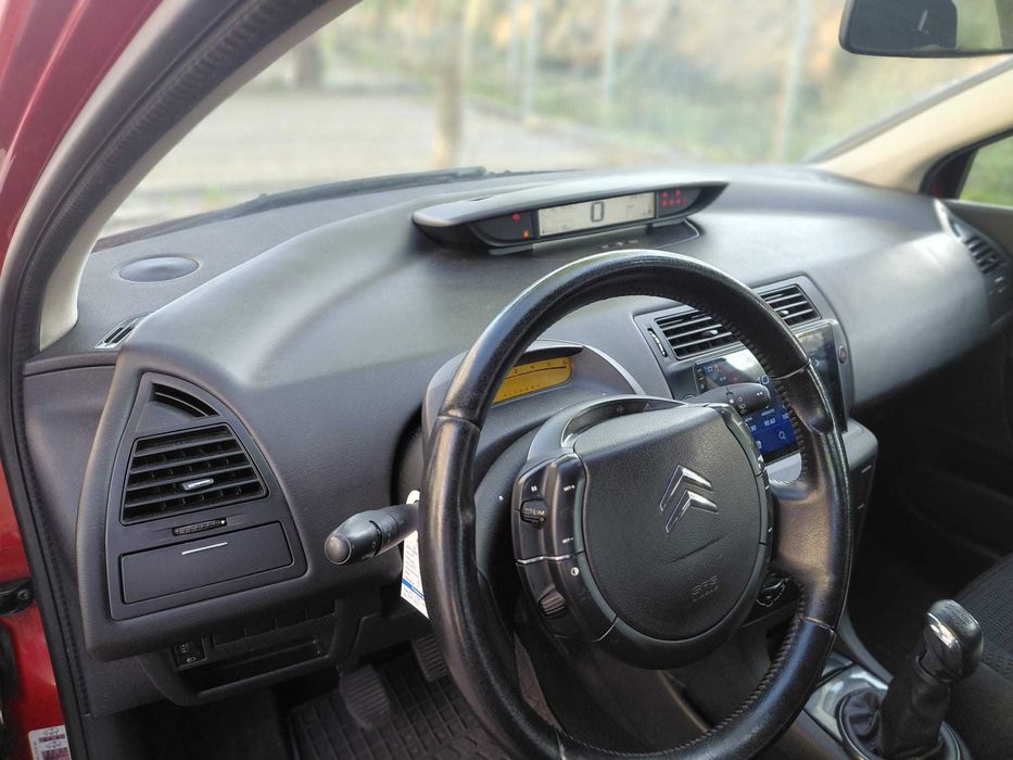 Citroën C4 — fotografia 8