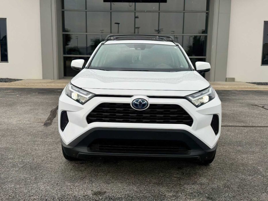 Toyota RAV4 2.5 Hybrid      2023