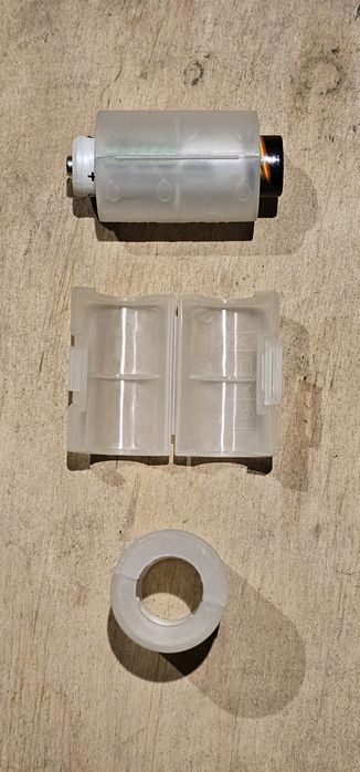 Adapter baterii AA na R14