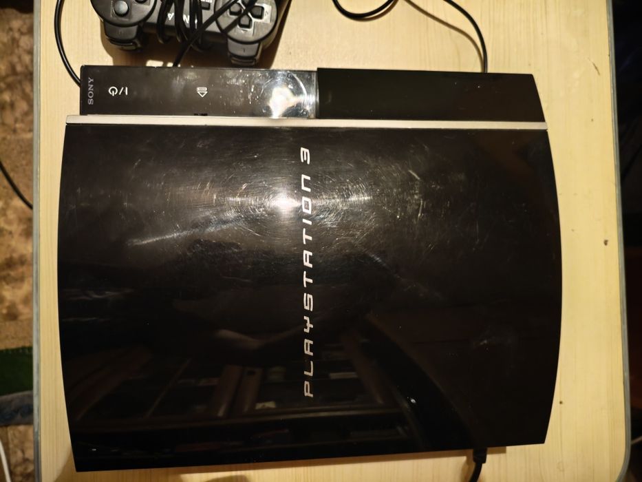 Продам игровую консоль PS3 или присутствует Treid.