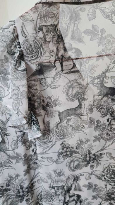 Wzorzysta bluzka z falbanką Mohito XS( z metki XXS)