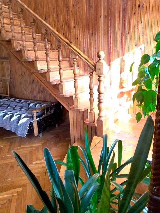 Оренда 2-3 кім. частини Будинку. Брюховичі