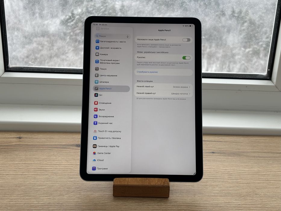 iPad Air 4 Wi-Fi  256 Gb +чохол