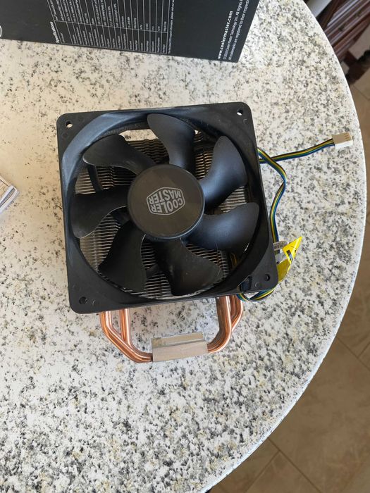 Cooler hyper 212x Salreu • OLX Portugal