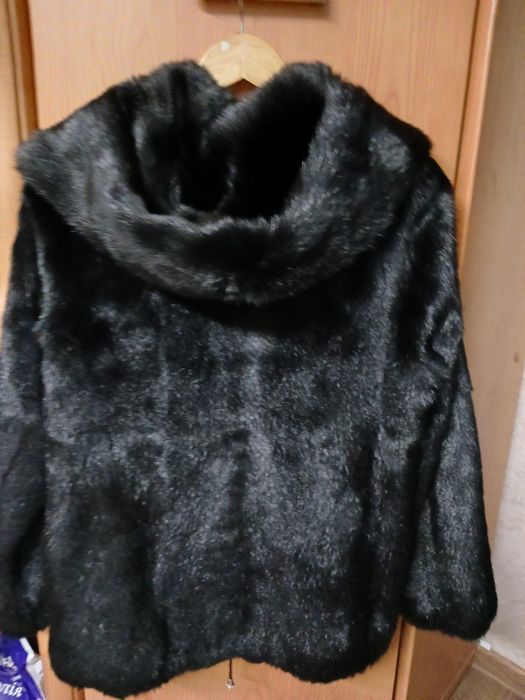 Натуральний норковий полушубок