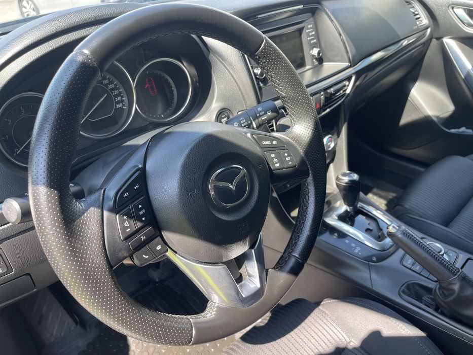 Mazda 6 2012 року