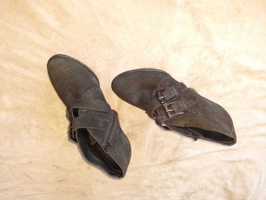 2€ Sapatos Senhora Nº38 - Em muito bom estado!