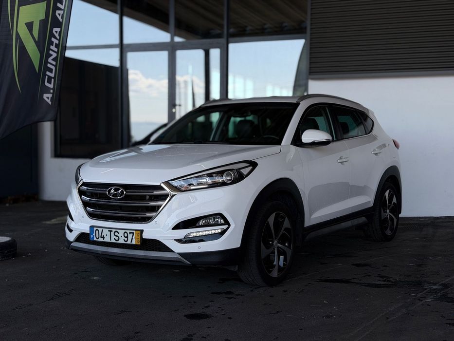 Hyundai Tucson blue 1.7 CRDi 2WD Advantage