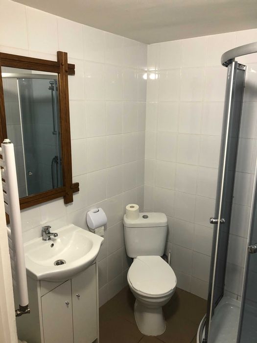 pokoje , kwatery , noclegi , hostel