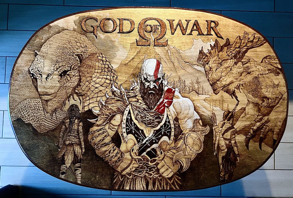 Стіл “God of War” ручна робота, гравіровка випалювання по дереву