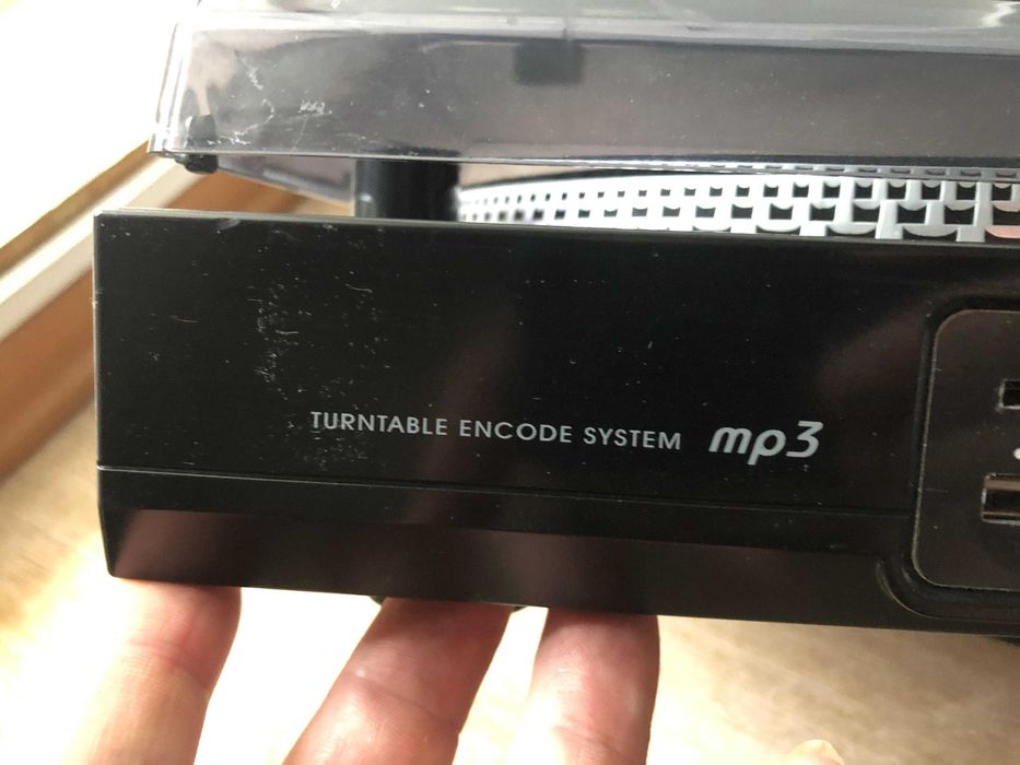 Продам проигрыватель виниловых пластинок MAGINON SUPRA PS 998E