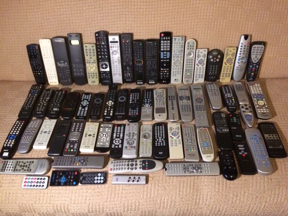 Piloty oryginalne różne