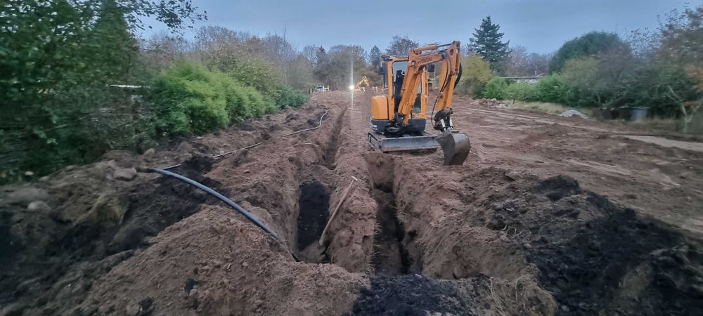 Usługi koparką 2,7t,PRACE ZIEMNE!usługi Minikoparka Koparko ładowarka