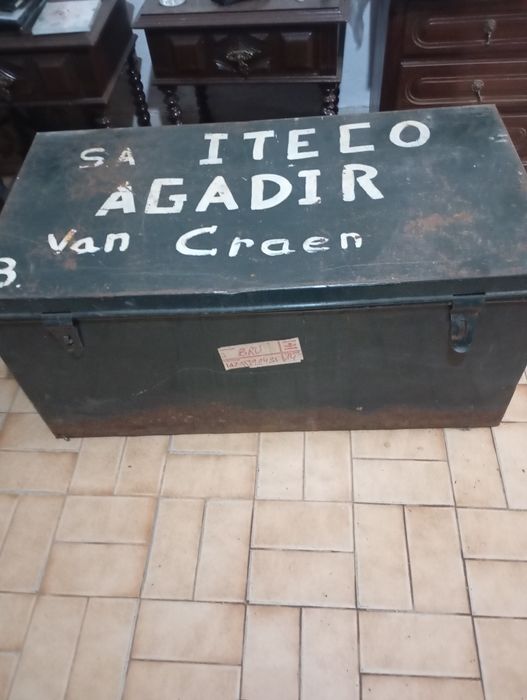 Vendo esta mala muita bonita bom estado