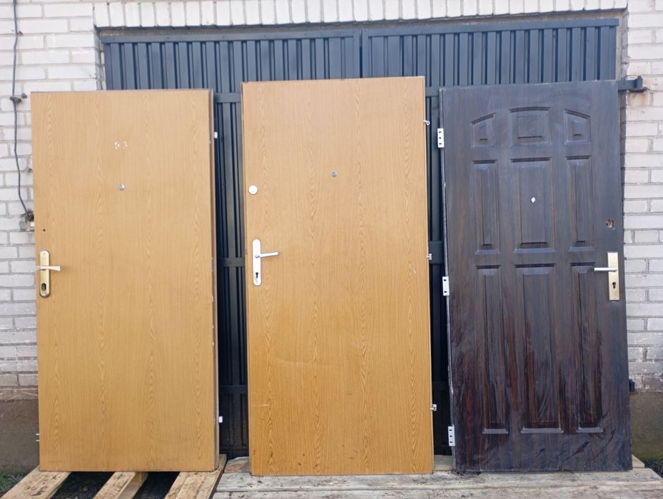 Drzwi zewnętrzne 90tki lewe prawe budynek gospodarczy garaż kotłownia