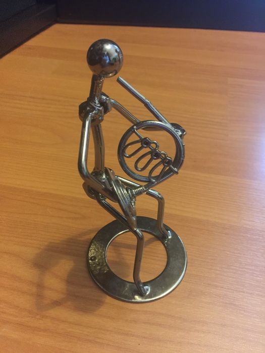 Músico feito de metal