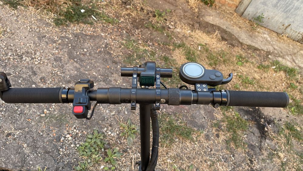 Электросамокат Like.Bike Solo Black