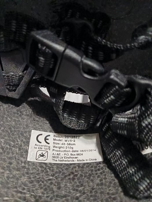 Kask rowerowy na hulajnogę rolki rozmiar S/M