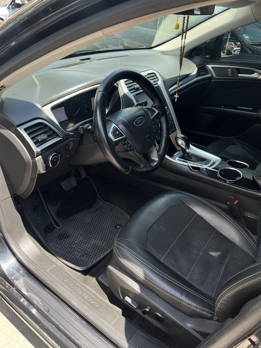 Продам  Ford Fusion