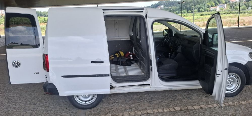 Vw caddy 2.0 tdi  75 cv