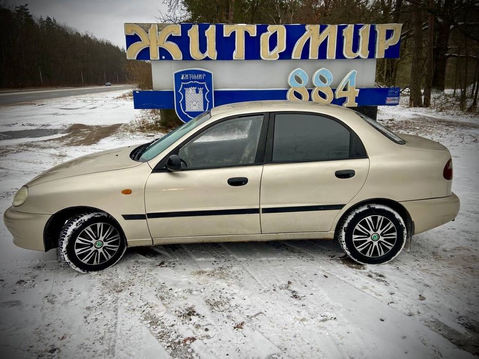 Daewoo Lanos 2004рік