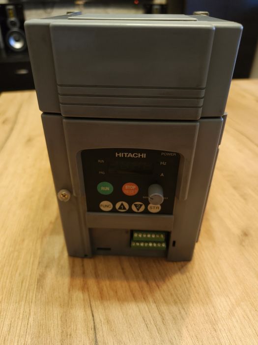 Fałownik Hitachi L100 3kw