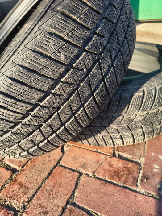 Opony zimowe Barum Polaris 5 205/50 r17