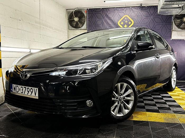 Toyota Corolla SALON POLSKA!!! Grudzień 2017r 1.6 ben. 132KM Mały oryginalny przebieg