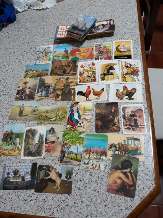 Conjunto variado de cromos