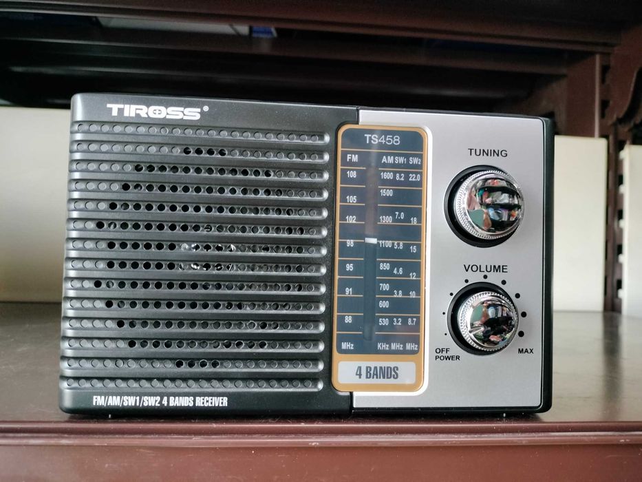 Radio sieciowo-bateryjne AM,FM,SW Tiross TS458 solidne z gwarancją skl