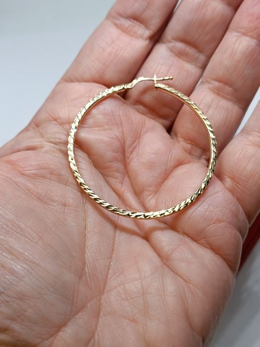 Złote kolczyki koła ze szlifem średnica 4,4cm złoto próby 585