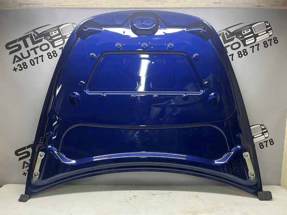 Капот Tesla Model Y
