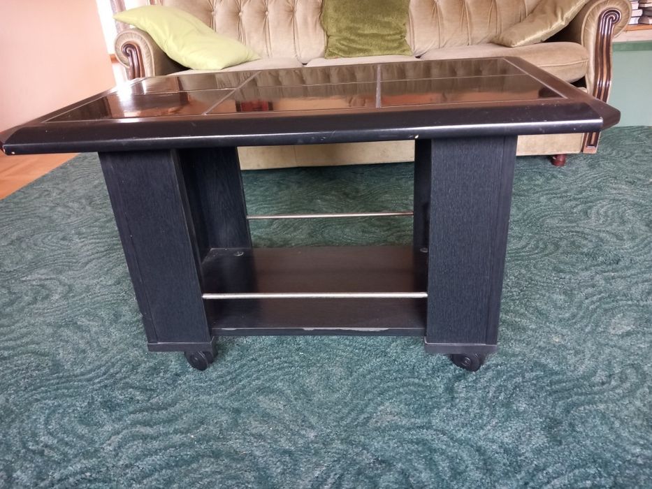 Piekny stolik sprzedam!