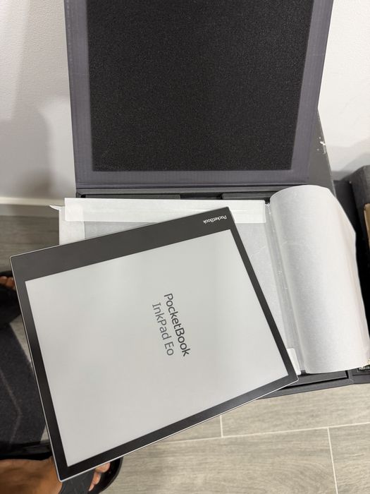 e-Reader PocketBook Inkpad Eo 10,3" E-Ink Kaleido 3, Android e Câmara Integrada