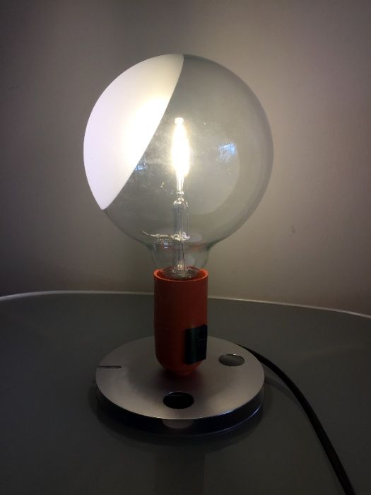 Candeeiro de mesa lampadina, laranja de Achille Castiglioni 1972