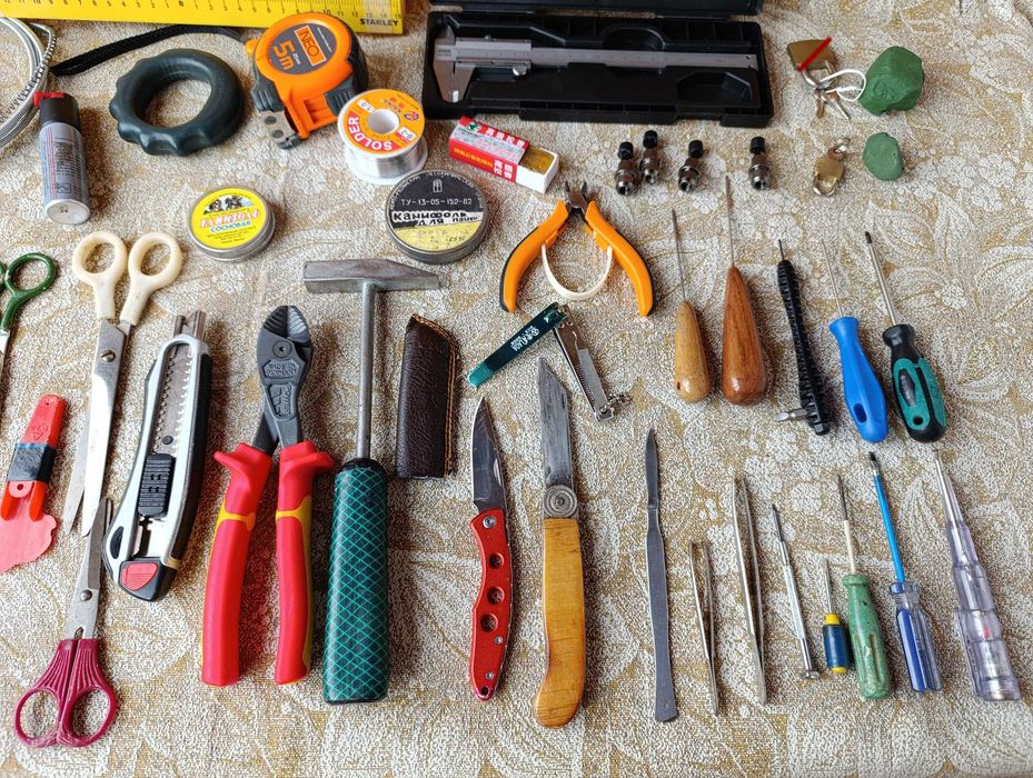 Ножичек карманный и другие ножички и инструменты