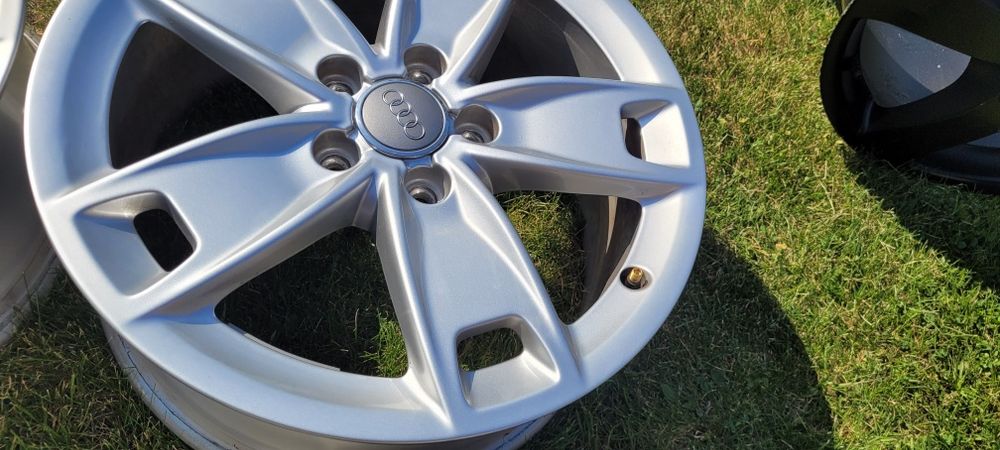 17" Audi 5x112 A3 Golf Skoda Volkswagen Seat Oryginalne